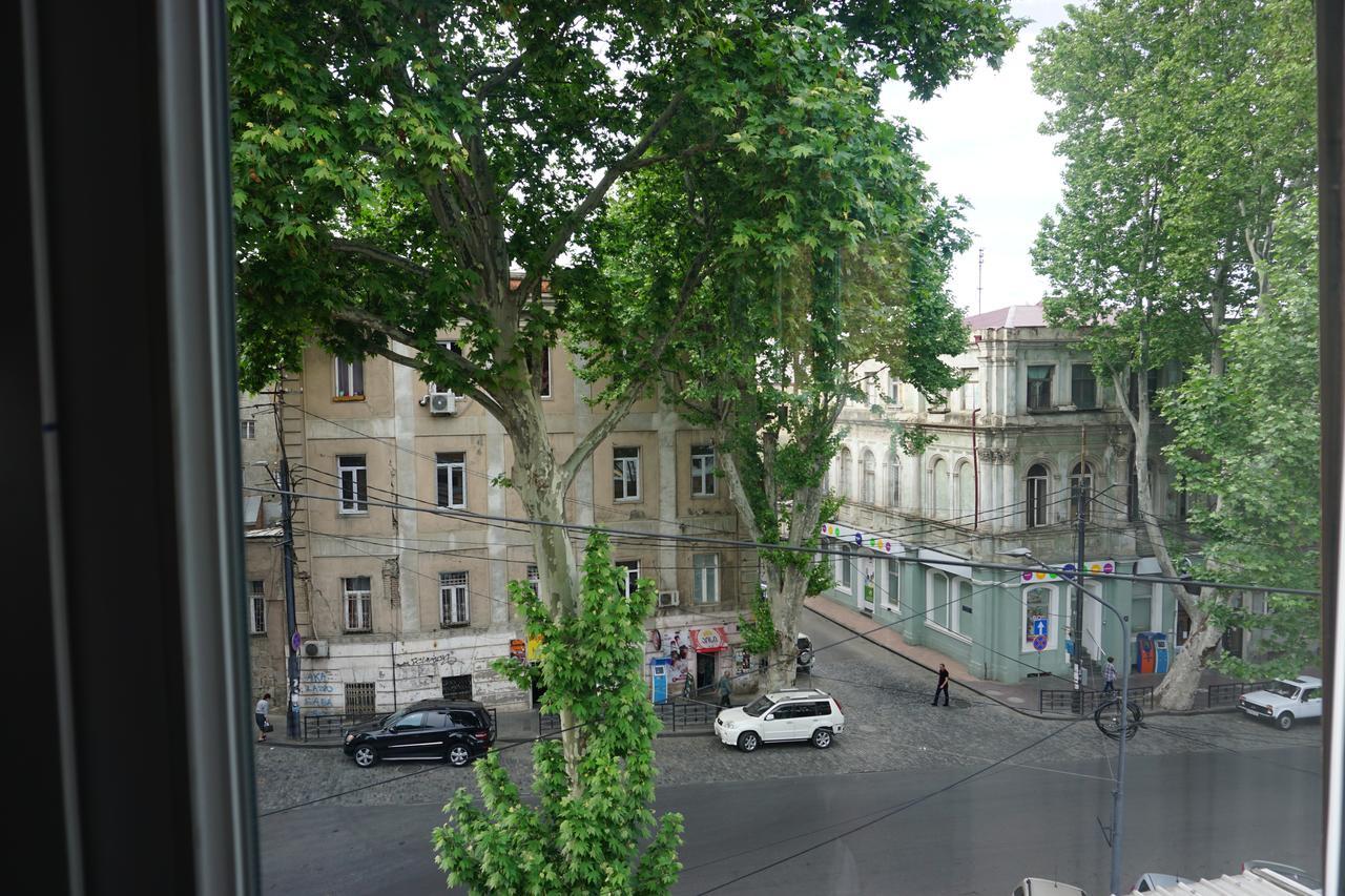 Freedom Square Apart Hotel Tiflis Exterior foto